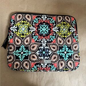 Vera Bradley Abstract Geometric Quilted Print Tablet Sleeve 10” by 8.5” by 0.75”